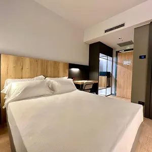 Hotel Leonessa, Brescia
