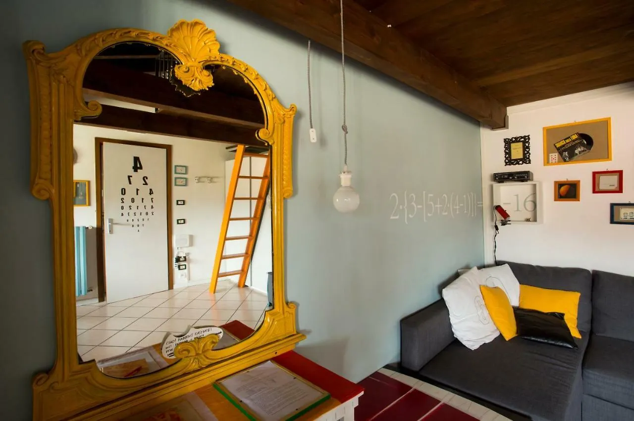 Mansardine Metropolitane Apartment Brescia
